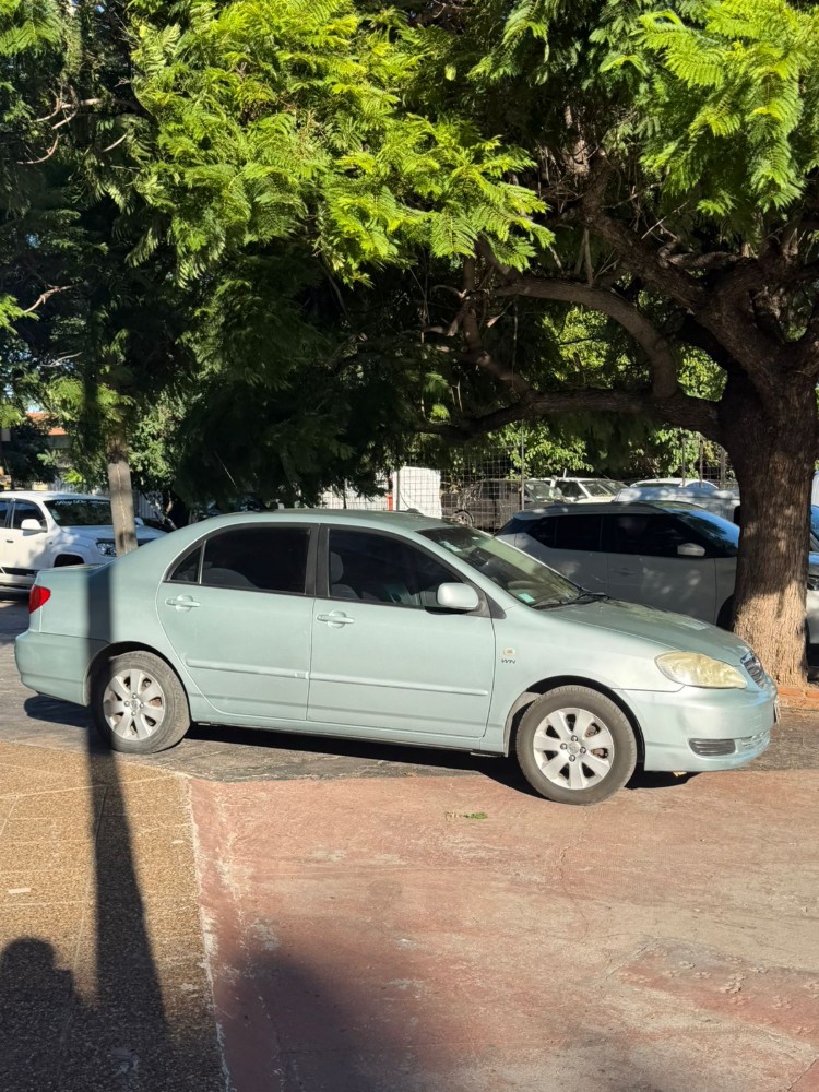 Toyota Corolla XLi — foto 2